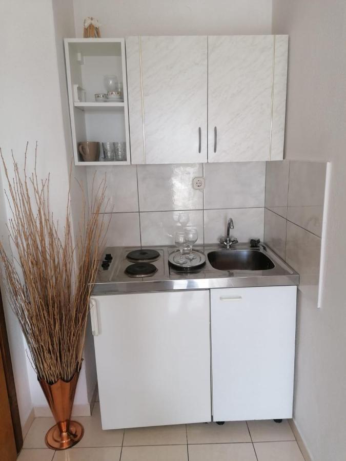 Studio Apartmani Marinella Baška Voda Kültér fotó