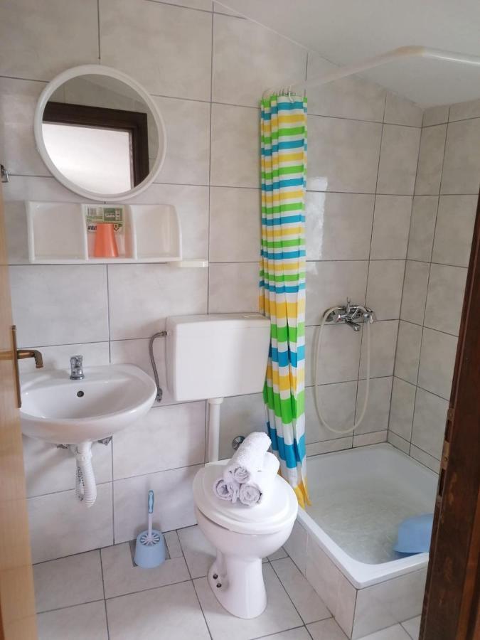 Studio Apartmani Marinella Baška Voda Kültér fotó