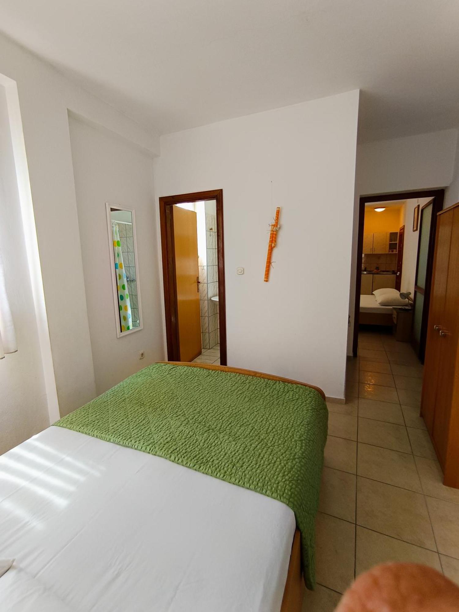 Studio Apartmani Marinella Baška Voda Szoba fotó